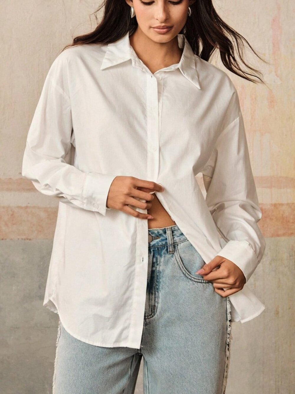 White Casual Loose Fit Long Sleeve Tassel detailed Artistic Fish Women's Blouse - Picture 2 of 7